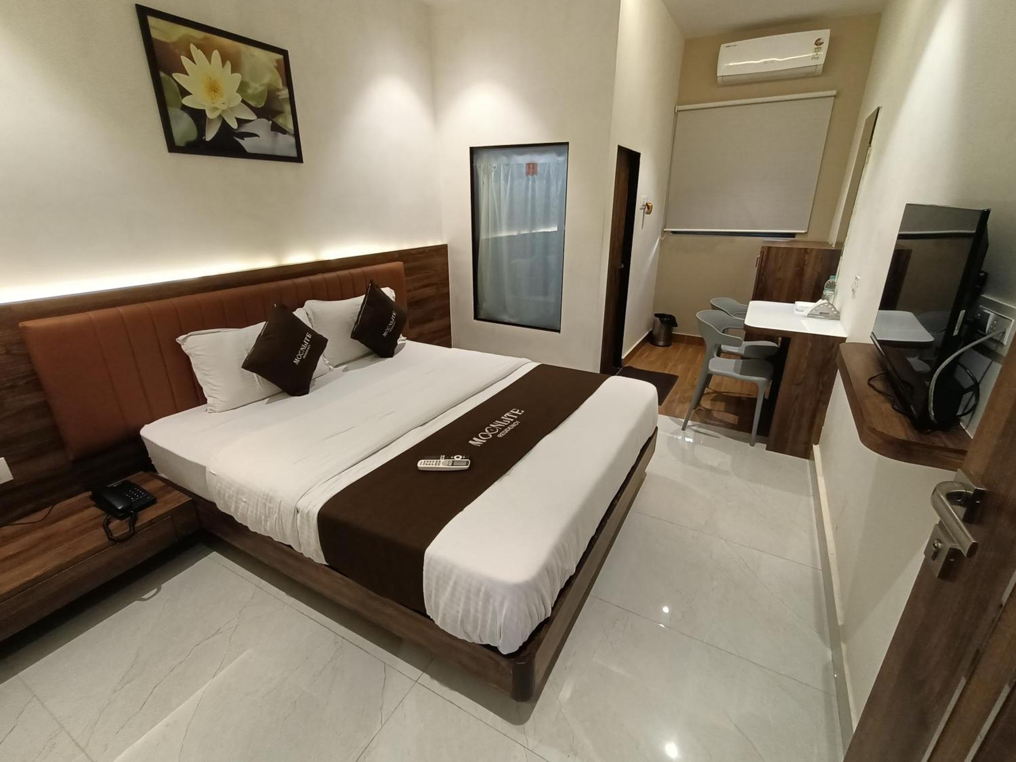 Hotel Moon Lite Residency - Marve Road Malad West Mumbai Exterior photo