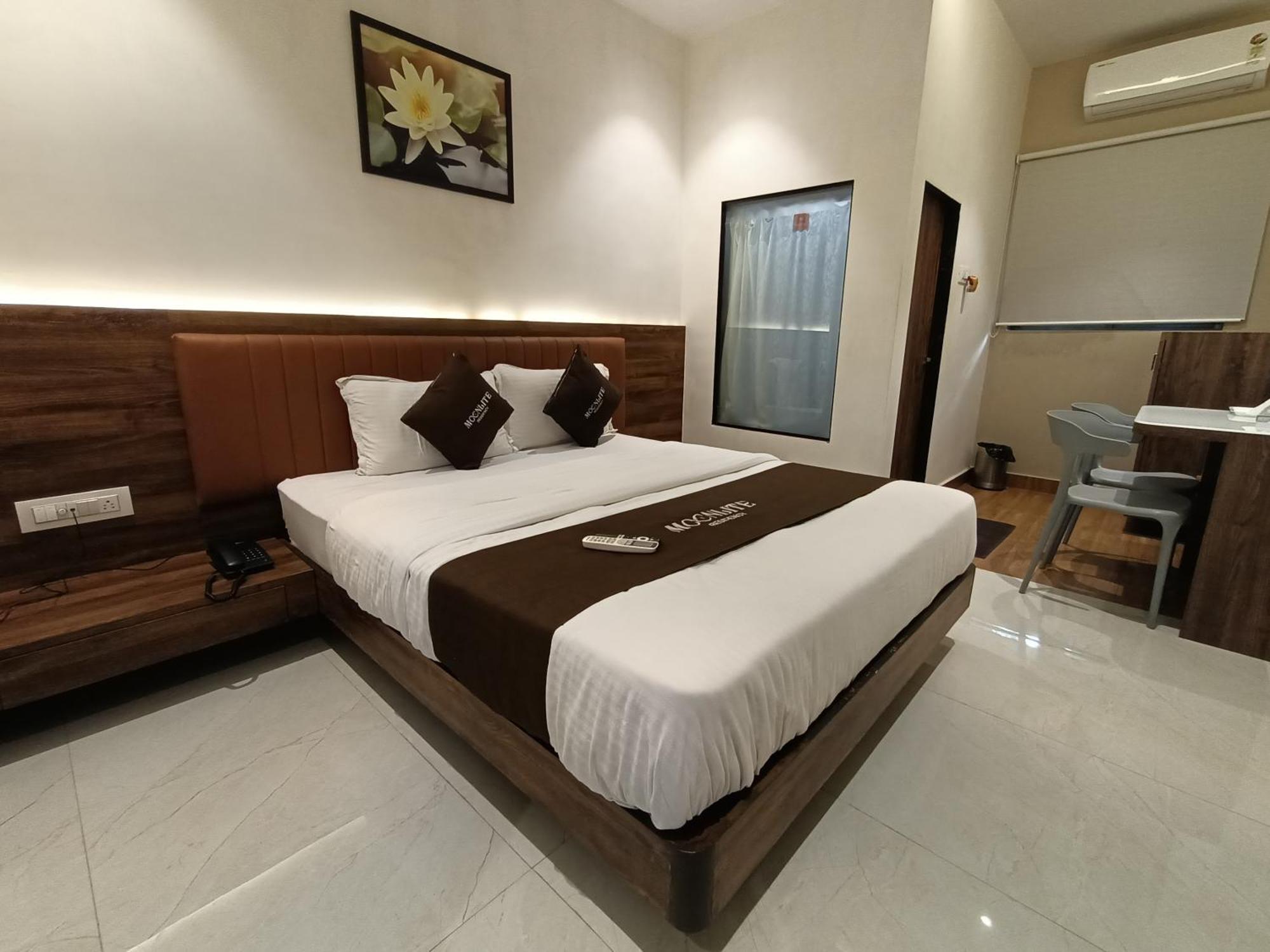 Hotel Moon Lite Residency - Marve Road Malad West Mumbai Exterior photo